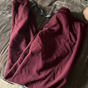 FIG maroon joggers small tall